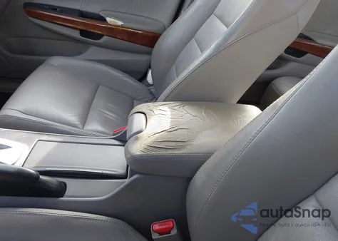 2011 Honda Accord 3.5 Ex-L z USA, uszkodzony, nr VIN 1HGCP3F87BA026648